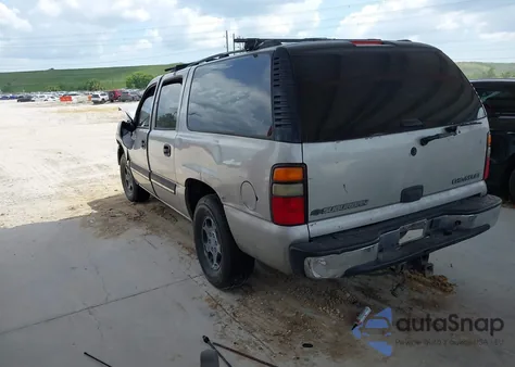 2005 Chevrolet Suburban 1500 Ls z USA, uszkodzony, nr VIN 3GNEC16Z25G132924